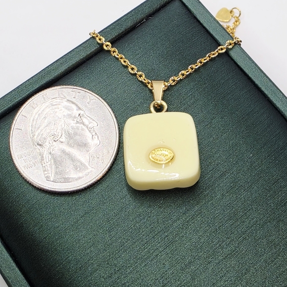 Chanel Gold and Cream Pendant Necklace - Picture 2 of 5